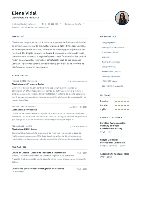 Plantilla de CV Corporativo Pro ✦ en Suprelis, con un currículum de ejemplo completo