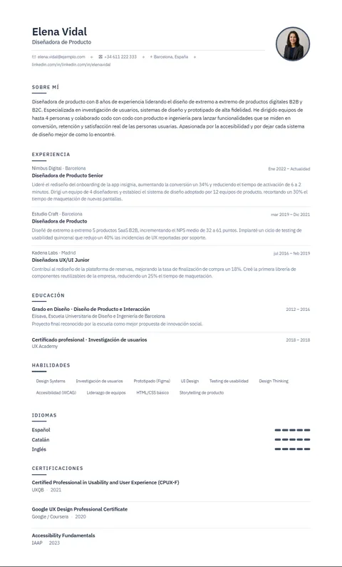 Plantilla de CV Dossier Pro ✦ en Suprelis, con un currículum de ejemplo completo